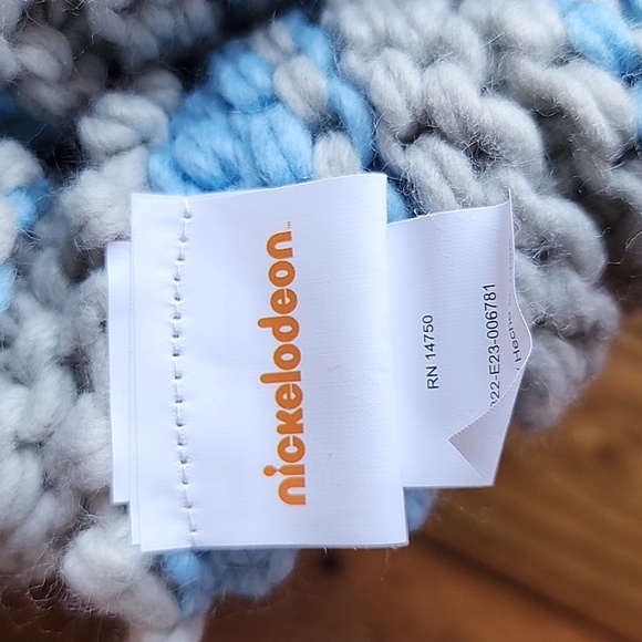 Paw Patrol Licensed Toddler Knit Beanie Hat & Mitten Set - Picture 6 of 8